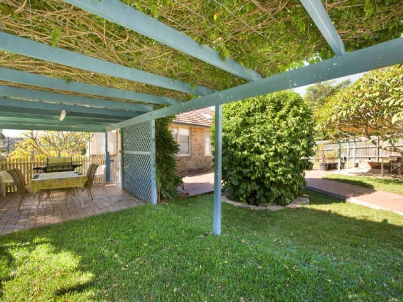 13 Montauban Avenue, Seaforth NSW 2092