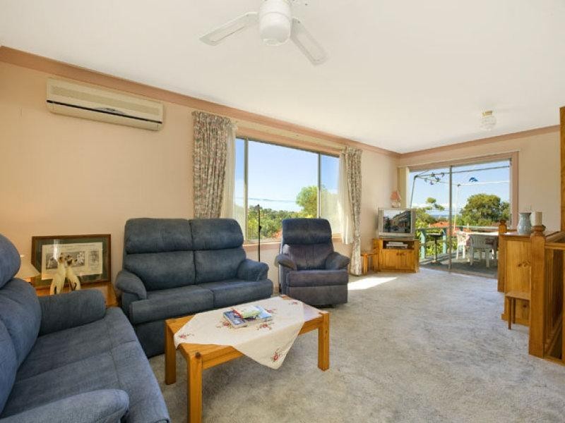 13 Montauban Avenue, Seaforth NSW 2092