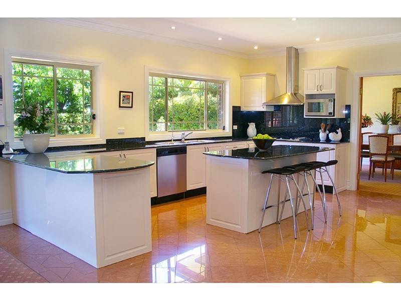 2 Lone Pine Place, North Balgowlah NSW 2093