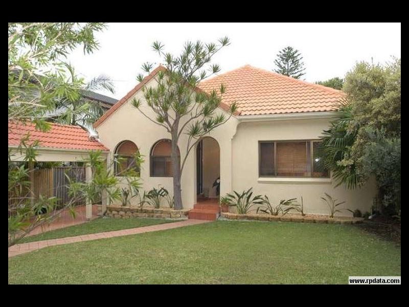 100 Wyuna Avenue, Freshwater NSW 2096