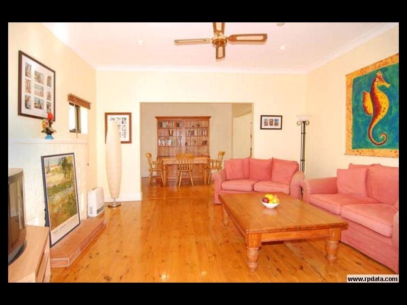 100 Wyuna Avenue, Freshwater NSW 2096