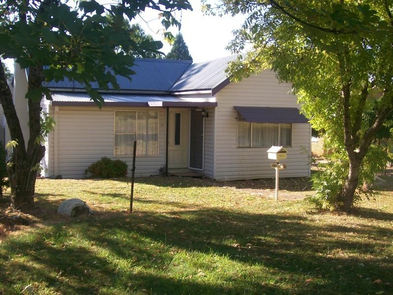 95-97 Forest Road, Batlow NSW 2730