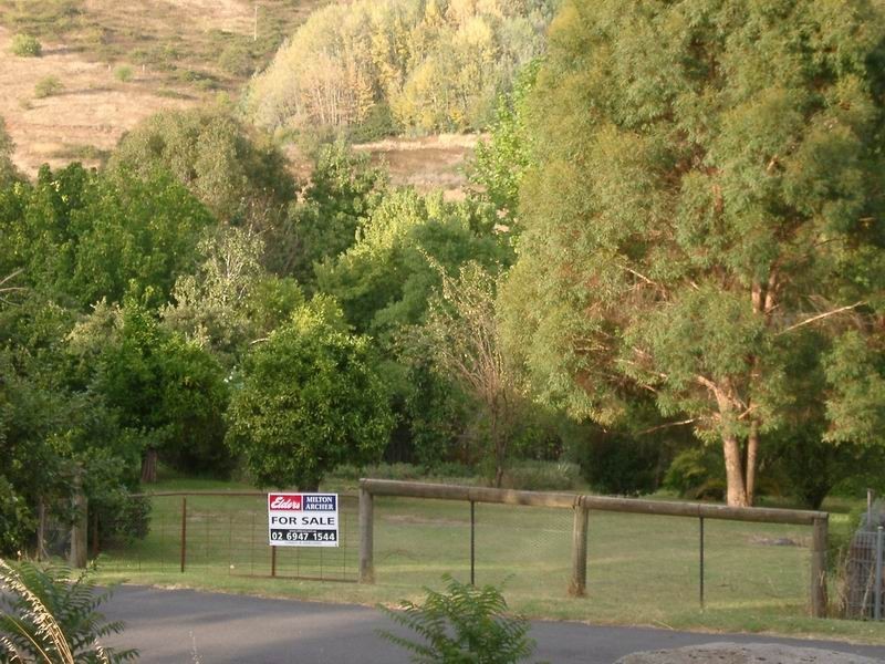 Adelong NSW 2729
