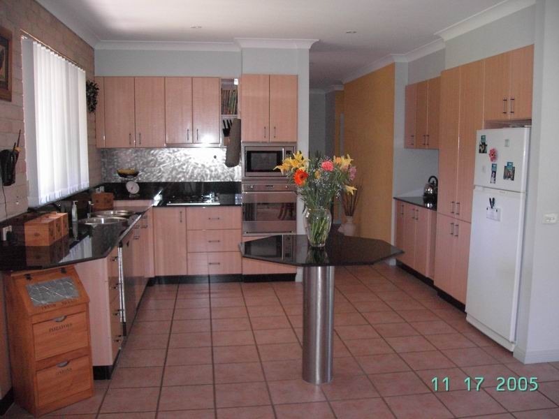 56  Currawong Road, Tumut NSW 2720