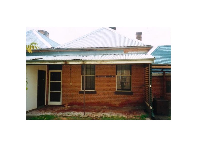 2/11 Howick Street, Tumut NSW 2720