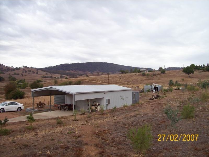 Adelong NSW 2729