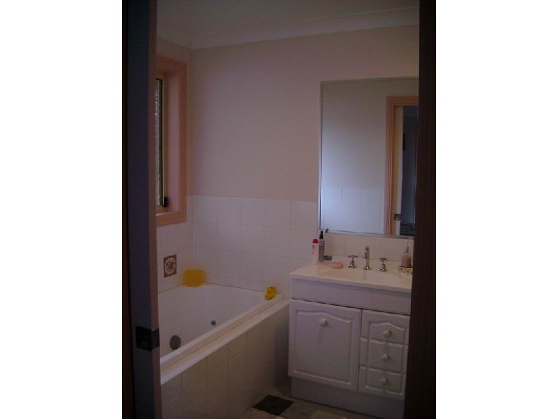 18  Fairway Drive, Tumut NSW 2720