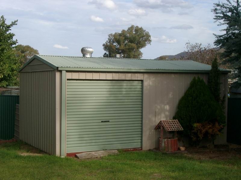 2 Currawong Street, Tumut NSW 2720