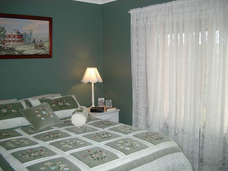 68 Camp Street, Adelong NSW 2729