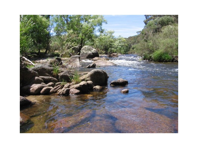 525 Goobragandra Road, Tumut NSW 2720