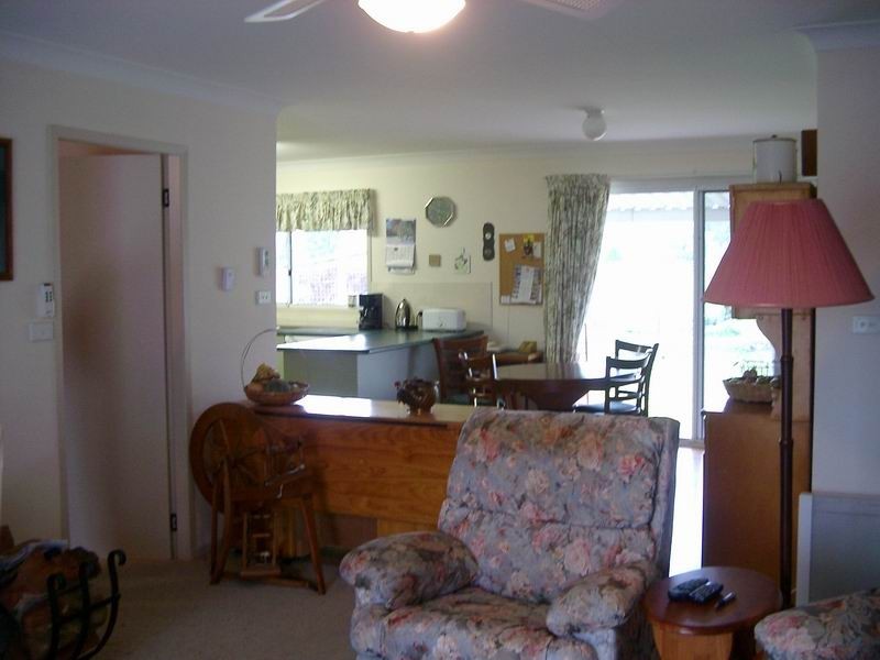 3 Bray Street, Brungle NSW 2722