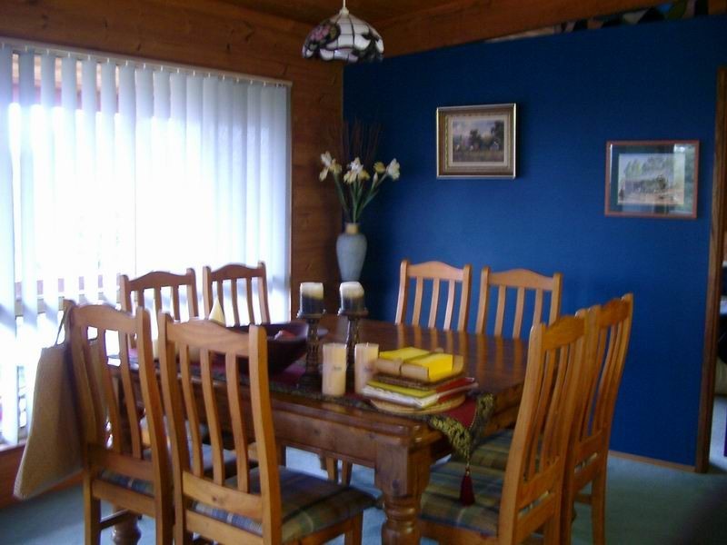 9 Bundara Cres, Tumut NSW 2720