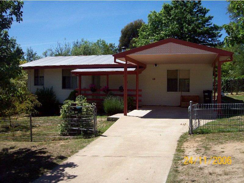 15 Batlow Avenue, Batlow NSW 2730