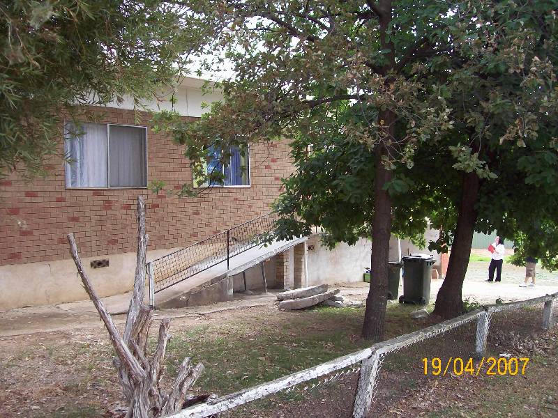 2/1 Colwell Street, Tumut NSW 2720