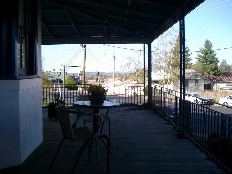 6 Tumbarumba Road, Batlow NSW 2730