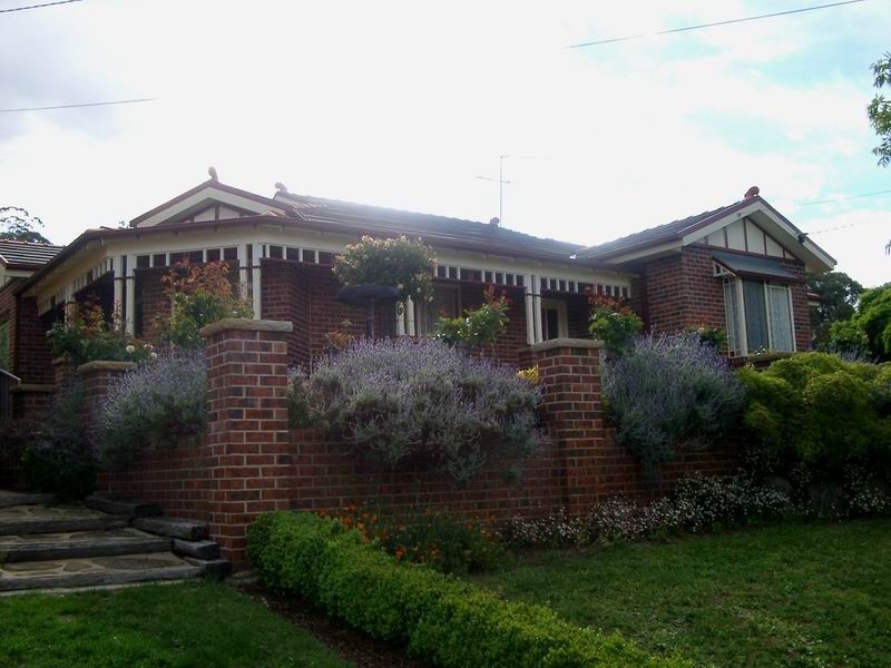 10 Roydon Close, Batlow NSW 2730