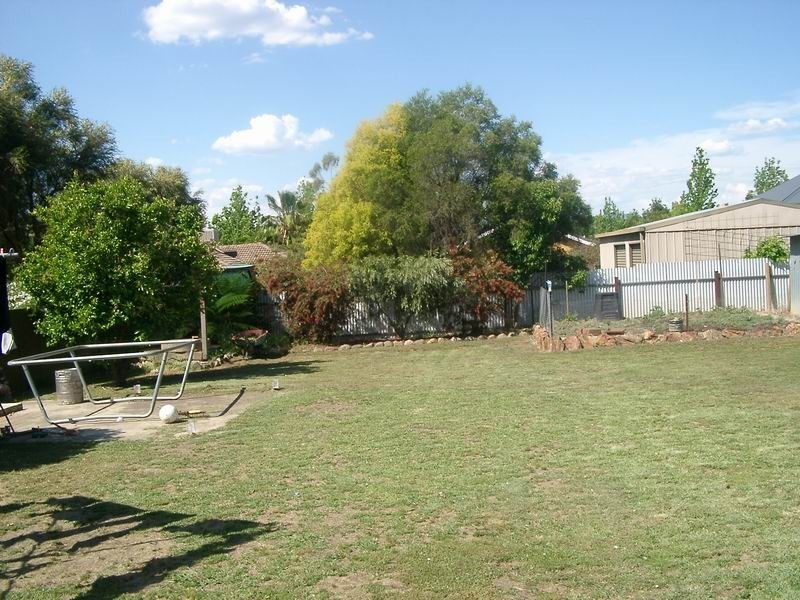 6 Gadara Place, Tumut NSW 2720