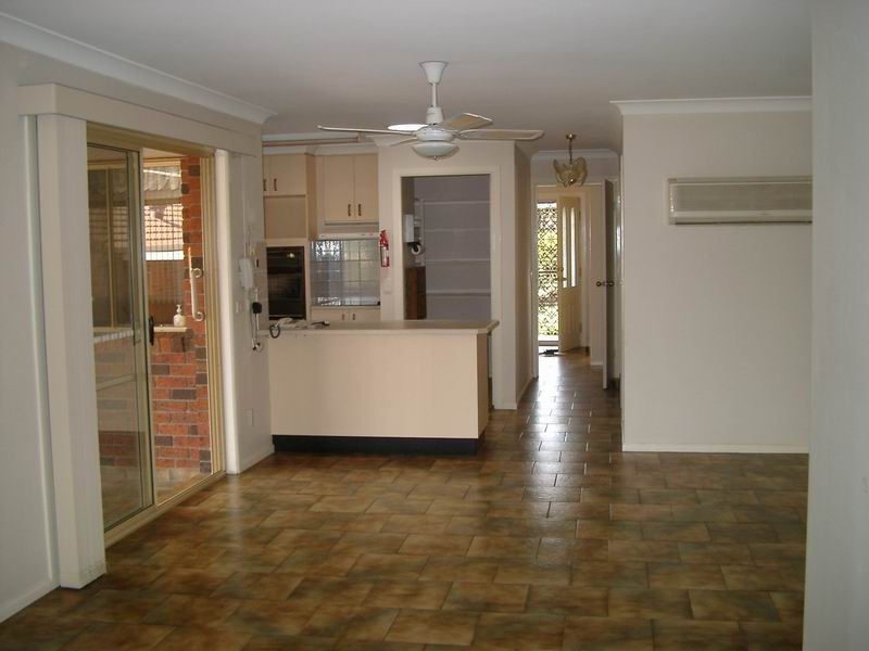 7 Hume Place, Tumut NSW 2720