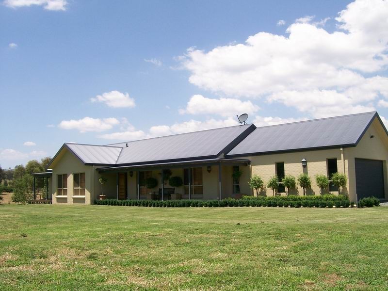74 Goodragandra Road, Tumut NSW 2720