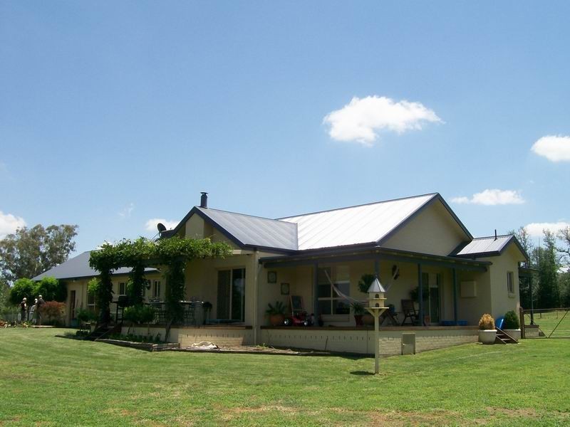 74 Goodragandra Road, Tumut NSW 2720