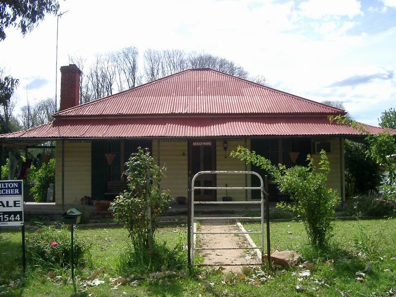 62 Selwyn Street, Adelong NSW 2729