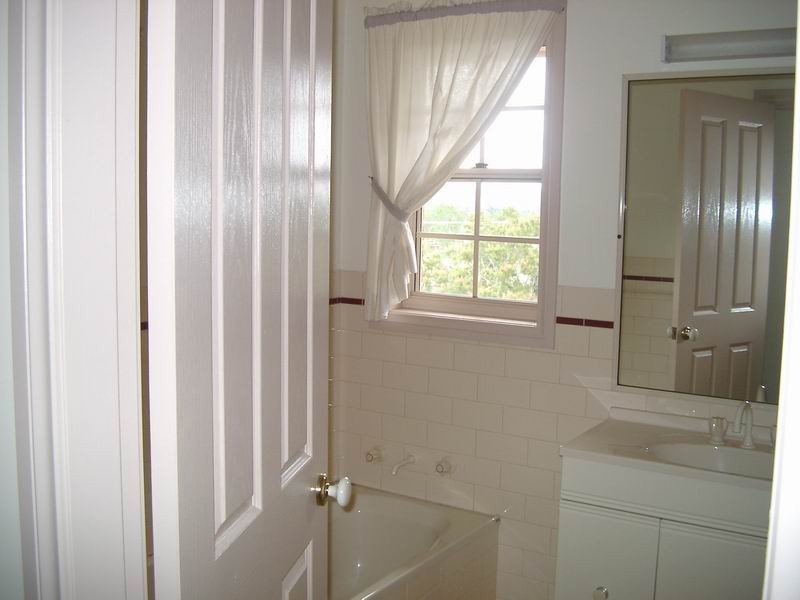 1 Kiandra Drive, Tumut NSW 2720