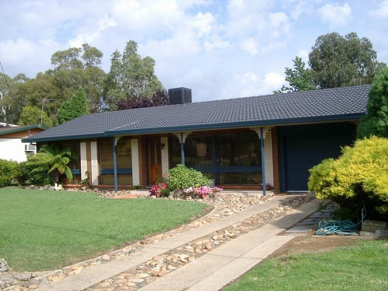 5 Kirra Street, Tumut NSW 2720