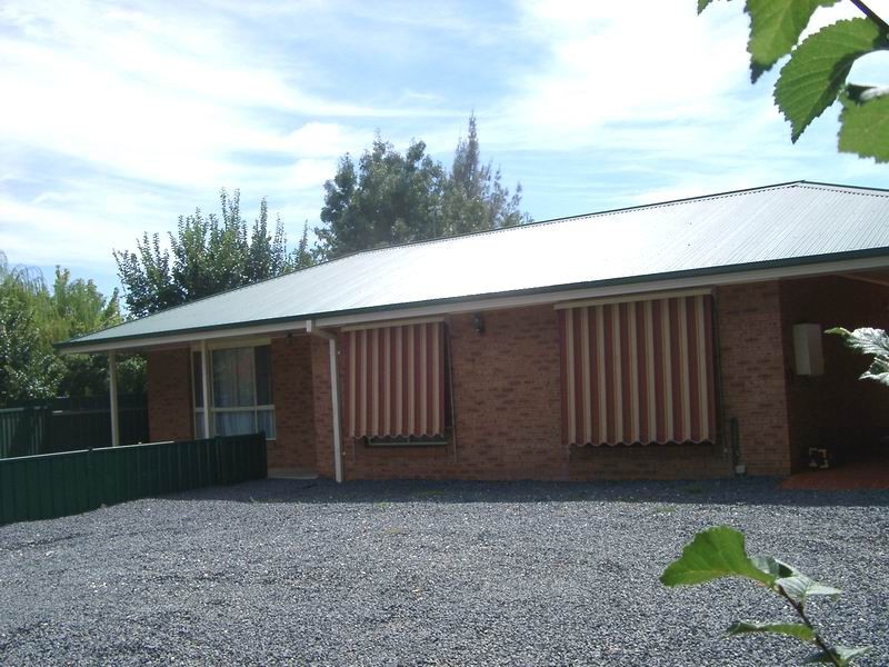 156 Fitzroy Street, Tumut NSW 2720