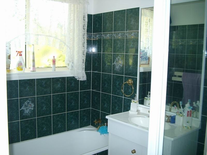 185 Simpson Street, Tumut NSW 2720