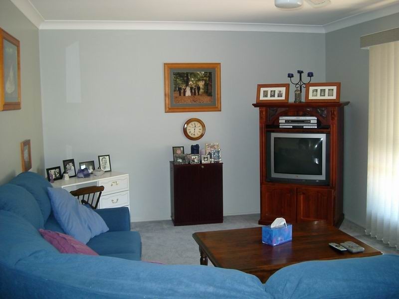 23 Wattle Cres, Tumut NSW 2720