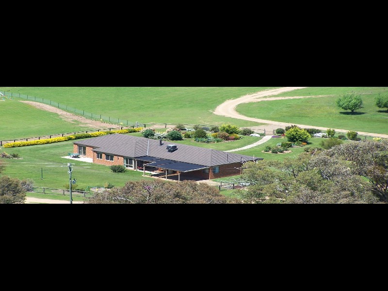 52 Cockatoo Road, Tumut NSW 2720