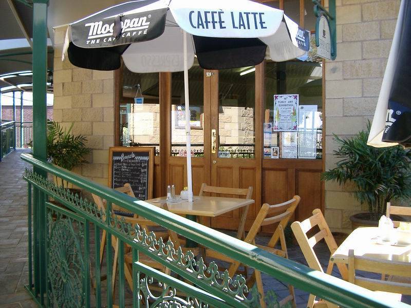 Unit 18 The Connection, Wynyard Street, Tumut NSW 2720