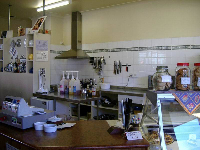 Unit 18 The Connection, Wynyard Street, Tumut NSW 2720