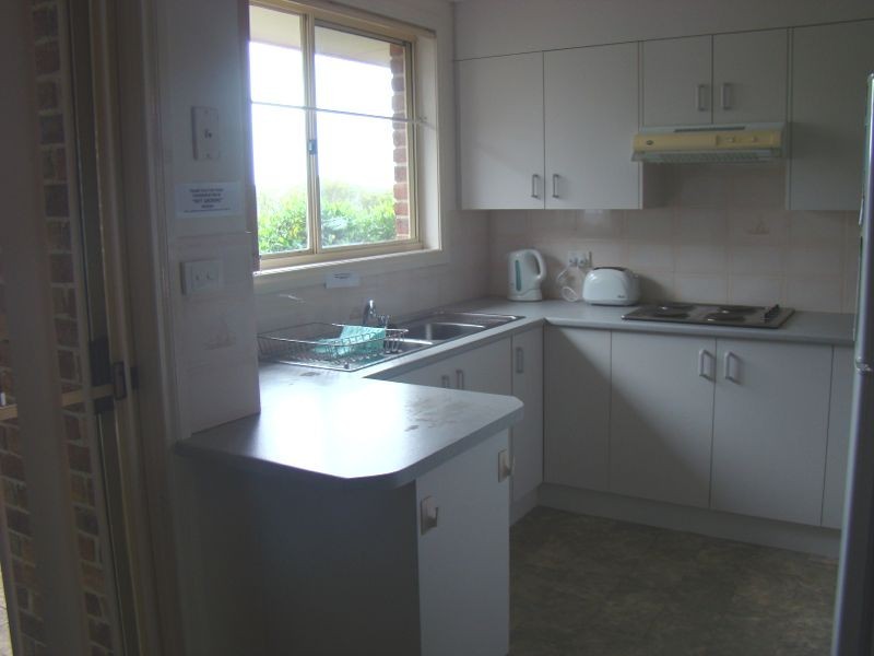 2/1  Lake Street, Laurieton NSW 2443