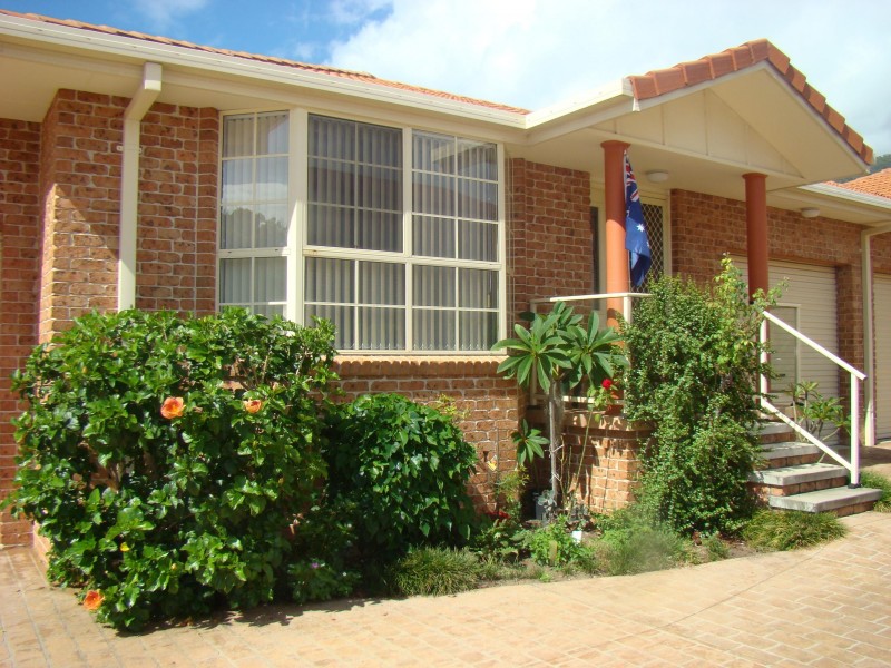 2/10 McLennan Street, Laurieton NSW 2443