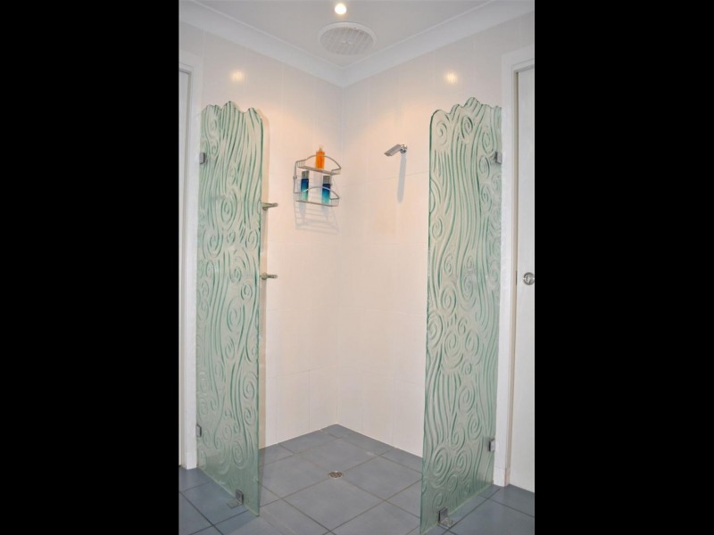 24 Honeysuckle Avenue, Bonny Hills NSW 2445