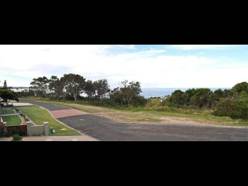 24 Honeysuckle Avenue, Bonny Hills NSW 2445