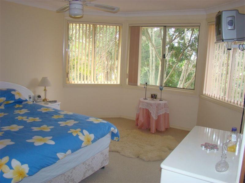 8 John Phillip Drive, Bonny Hills NSW 2445