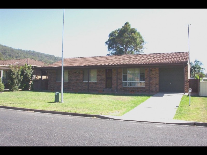 3 Phillip Close, Laurieton NSW 2443