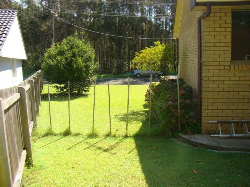 76 Tallong Drive, Lake Cathie NSW 2445