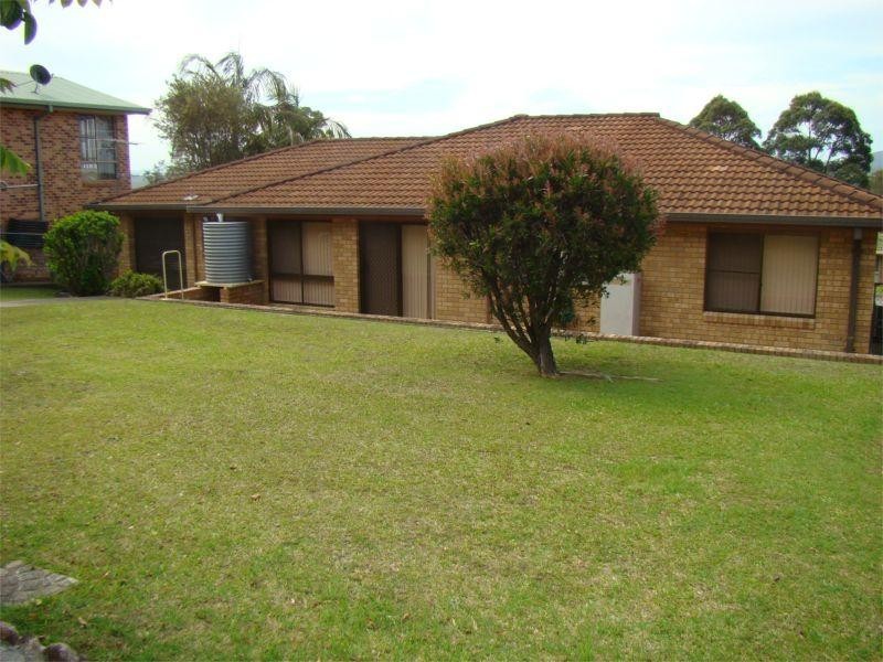 34 Waterview Crescent, Laurieton NSW 2443