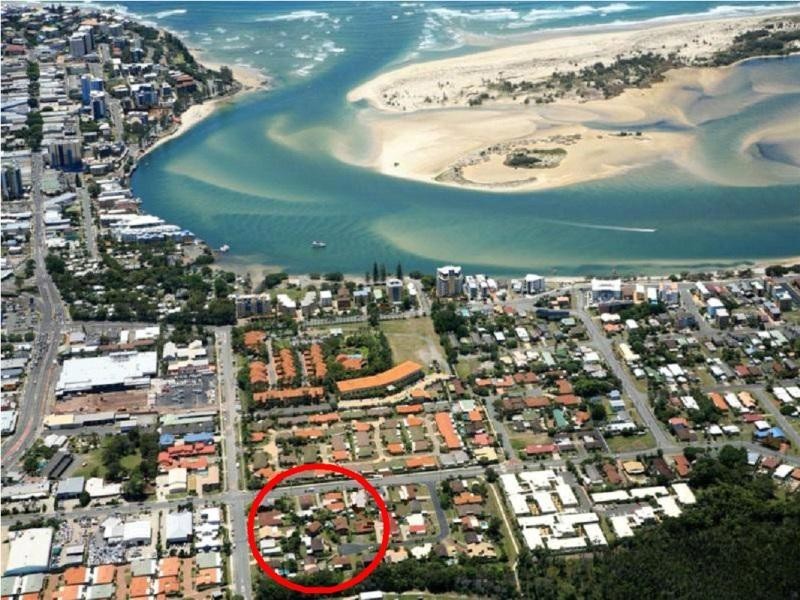 15 Ambako Place, Golden Beach QLD 4551