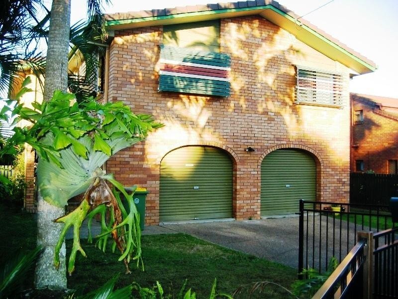15 Ambako Place, Golden Beach QLD 4551