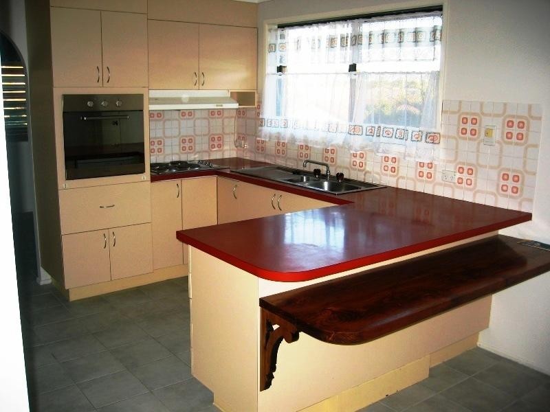 15 Ambako Place, Golden Beach QLD 4551