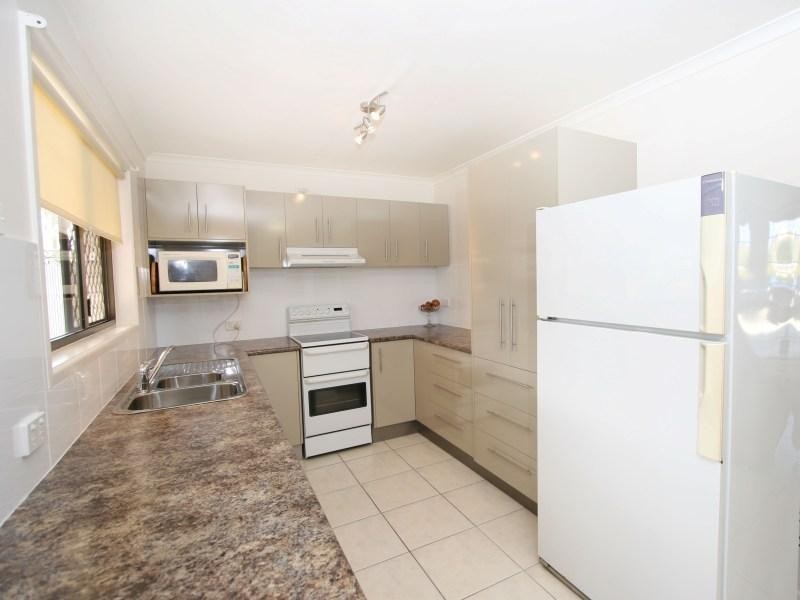 2/22 Baldwin Street, Golden Beach QLD 4551
