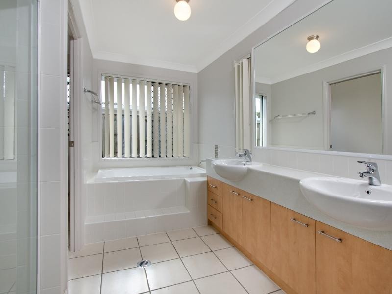 Little Mountain QLD 4551