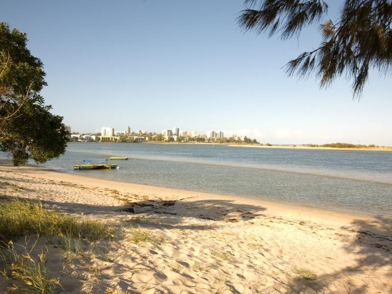 2 ‘Explorers Cove’, 31 Kennedy Pde, Golden Beach QLD 4551