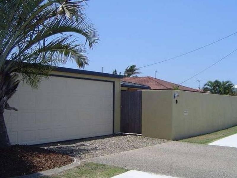 9 Napalle Street, Warana QLD 4575