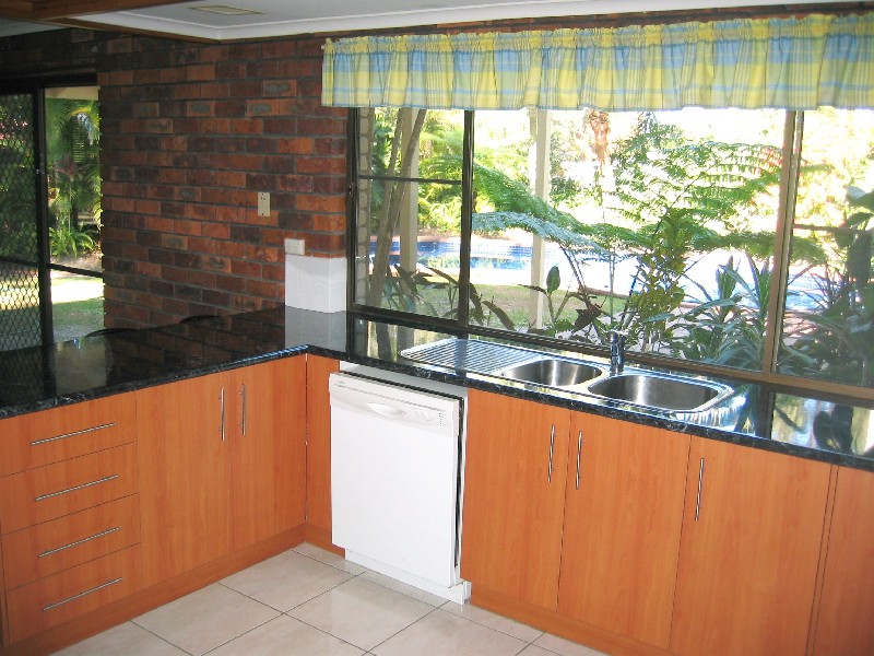 Little Mountain QLD 4551