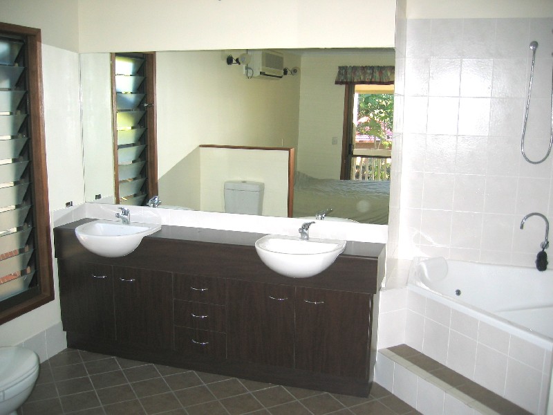 Little Mountain QLD 4551